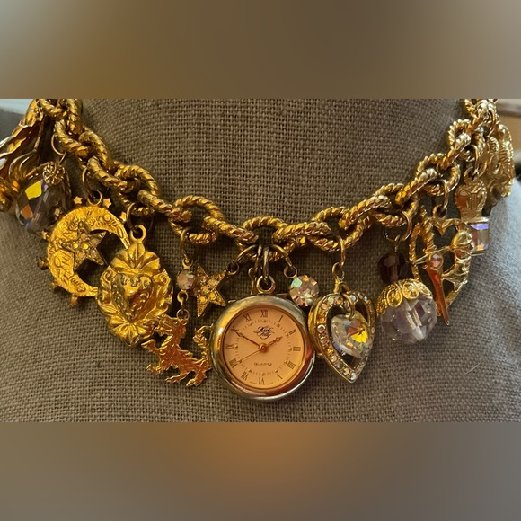 Kirk’s Folly: women’s bracelet and watch heart moon gold tone 10 1/2 “inches. - Picture 3 of 7